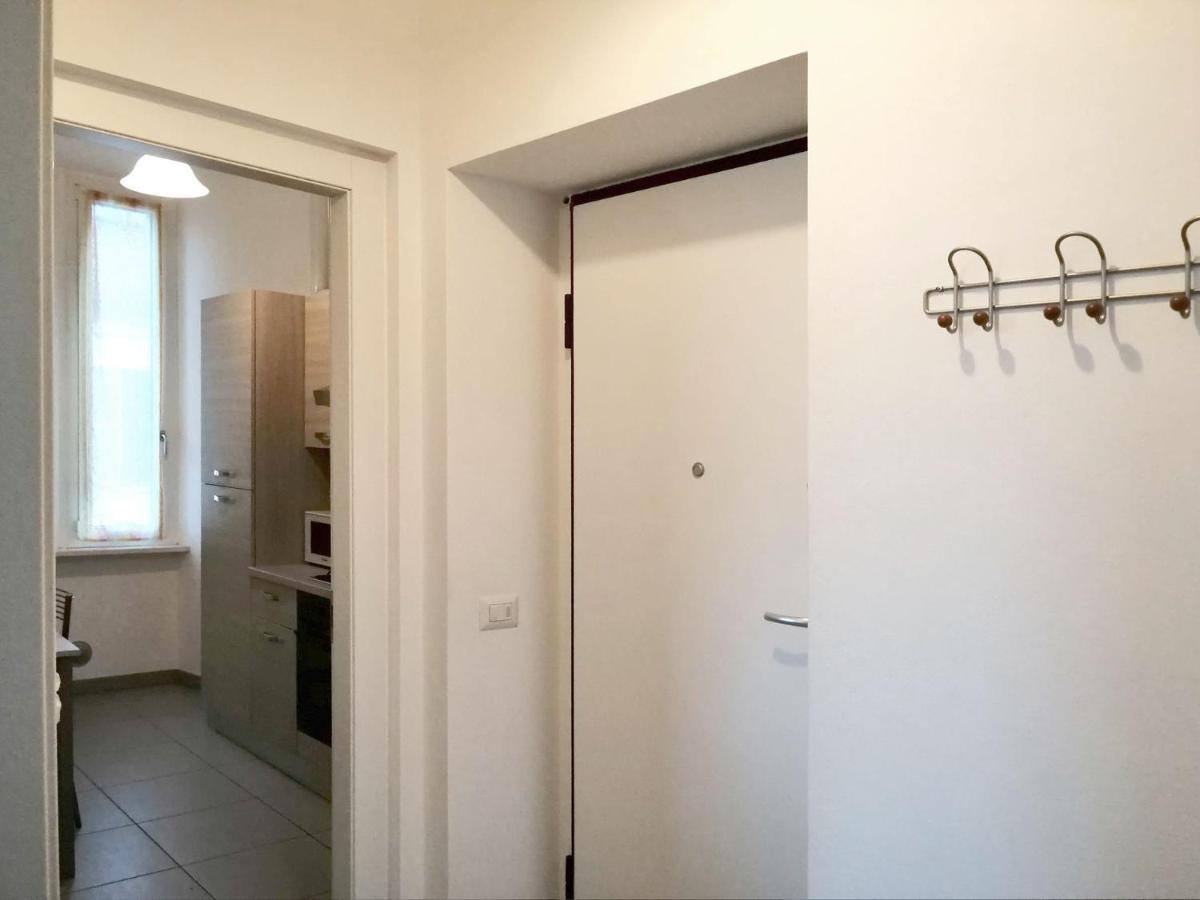 Appartamento Aida - Near The Center With Private Parking E Ac 코모 외부 사진